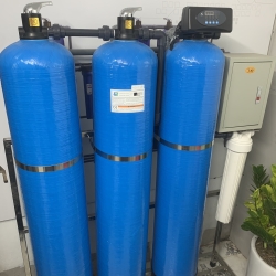 LỌC TỔNG 2 CỘT COMPOSIT, 1 VAN TAY, 1 VAN AUTO